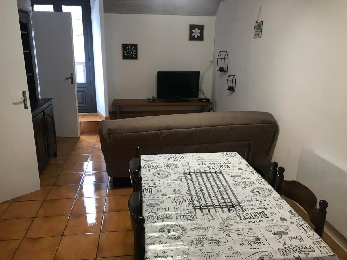 Chez Sarre Daire Bareilles Dış mekan fotoğraf